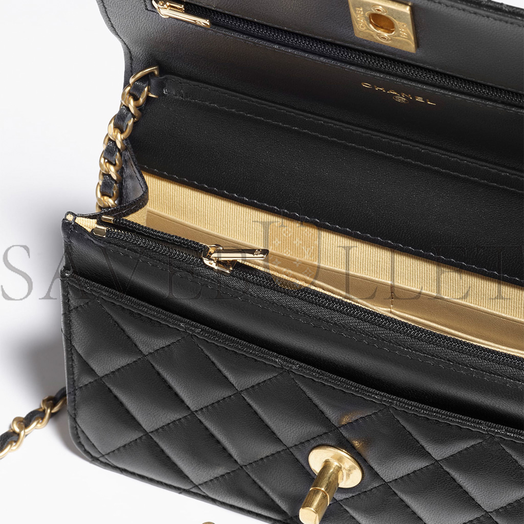 Ch*el on-chain wallet shiny lambskin, enamel and gold-tone metal black ap3938 (19.5*12*5.5cm)